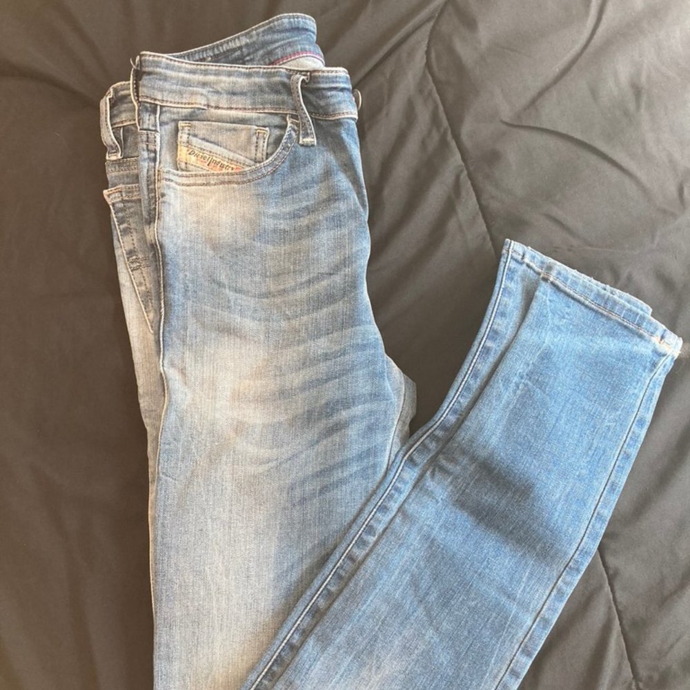 Diesel Skinzee Light Wash Jeans - Size 26